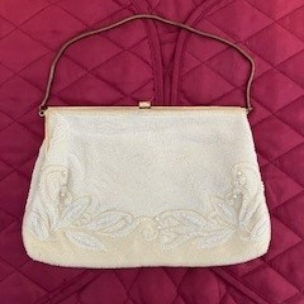 Vintage Cream Beaded Clutch with Floral Detail